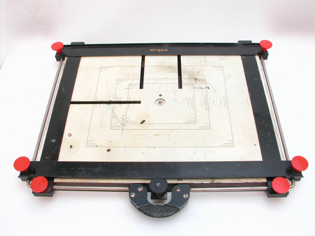 Micrograin easel